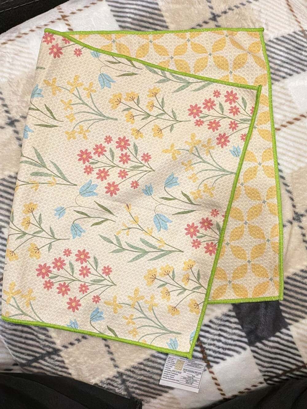 Home Domestics Sunshine Kitchen Microfiber Kitchen Towel Floral